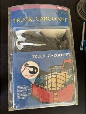 TRUCK CARGO NET NEVER OPENED 72" X 96" IT STRETCHES